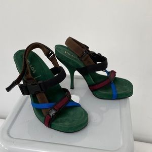 rare prada heels. worn 1 time indoor